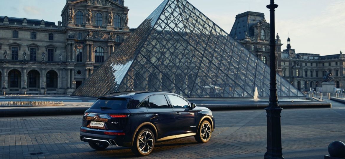 DS-7-Crossback-Louvre-Edition-003